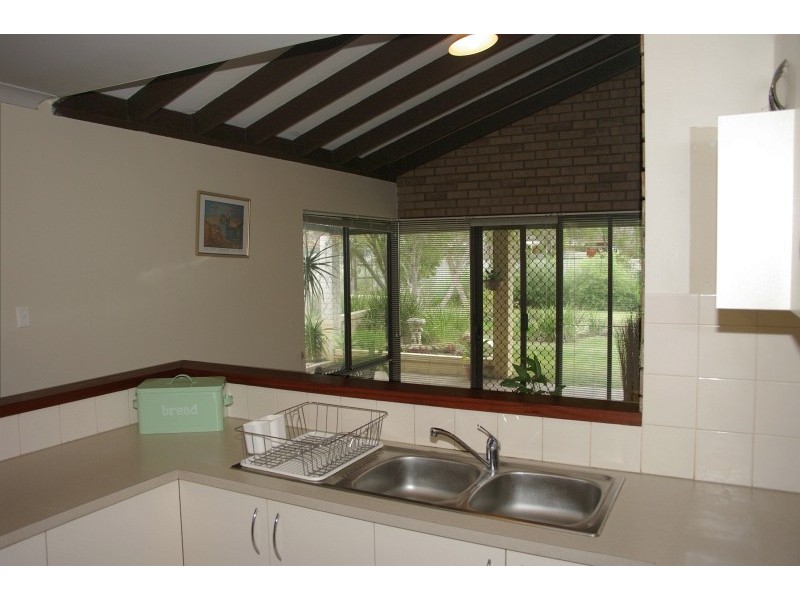 125 Dellar Road, Maddington WA 6109