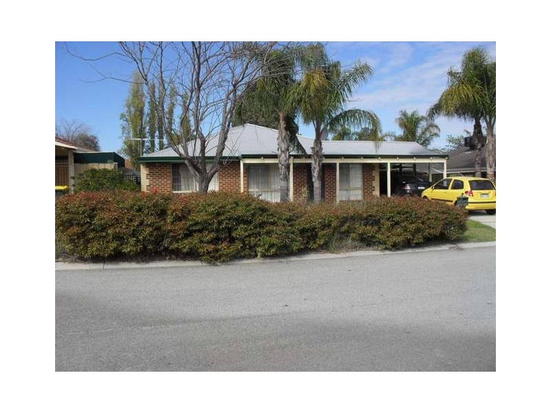 8 Amcer Rise, Stratton WA 6056