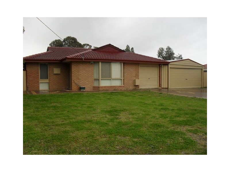 121 Westfield Street, Maddington WA 6109