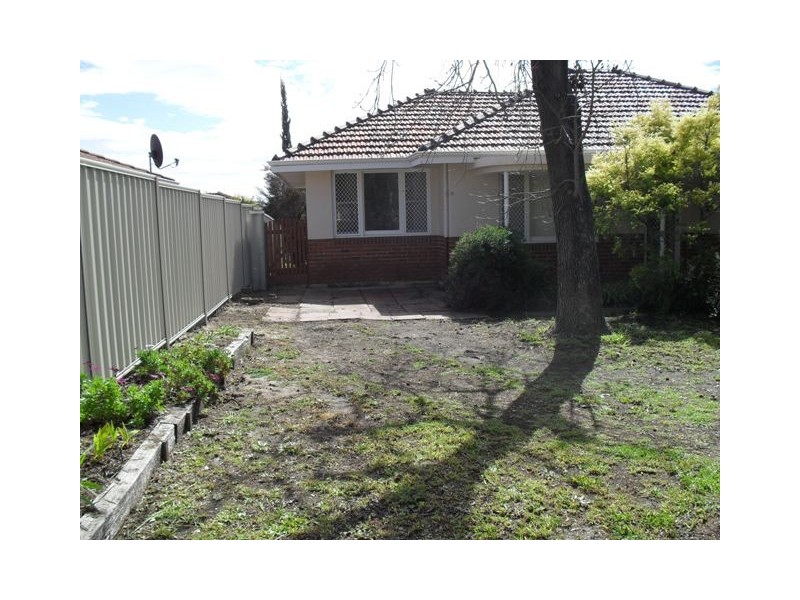 105 Fremantle Road, Gosnells WA 6110