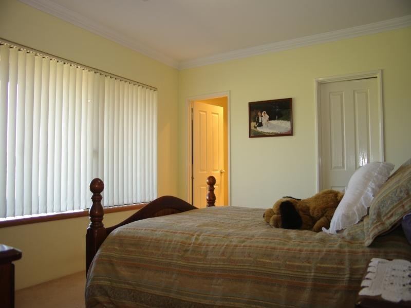 48 Country Drive, Oakford WA 6121