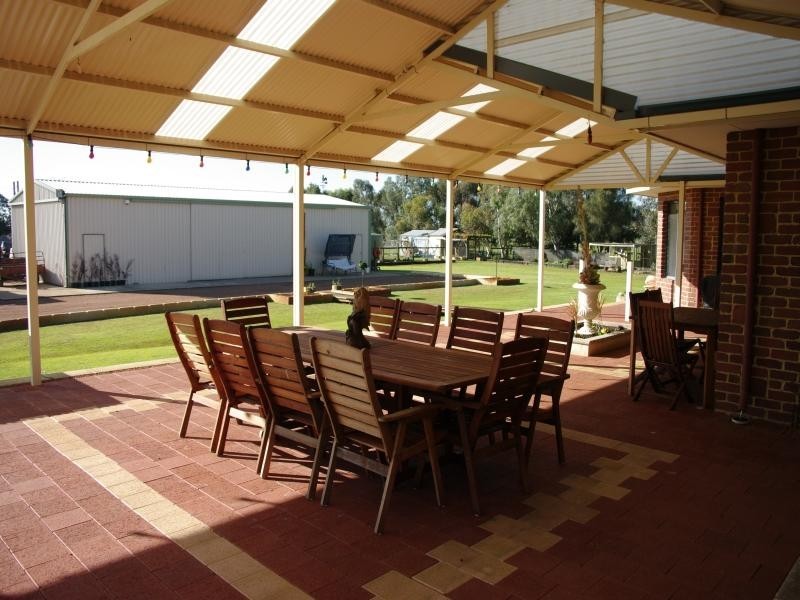 48 Country Drive, Oakford WA 6121