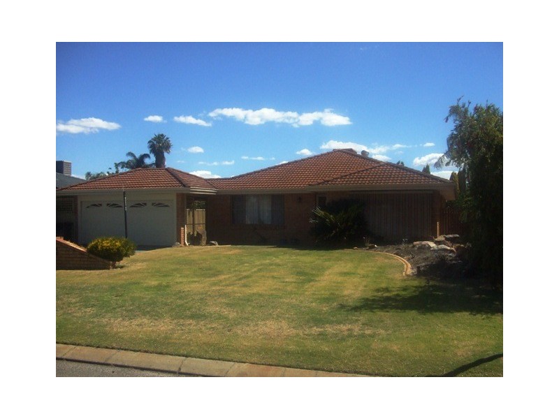 34 Knightsbridge Way, Thornlie WA 6108