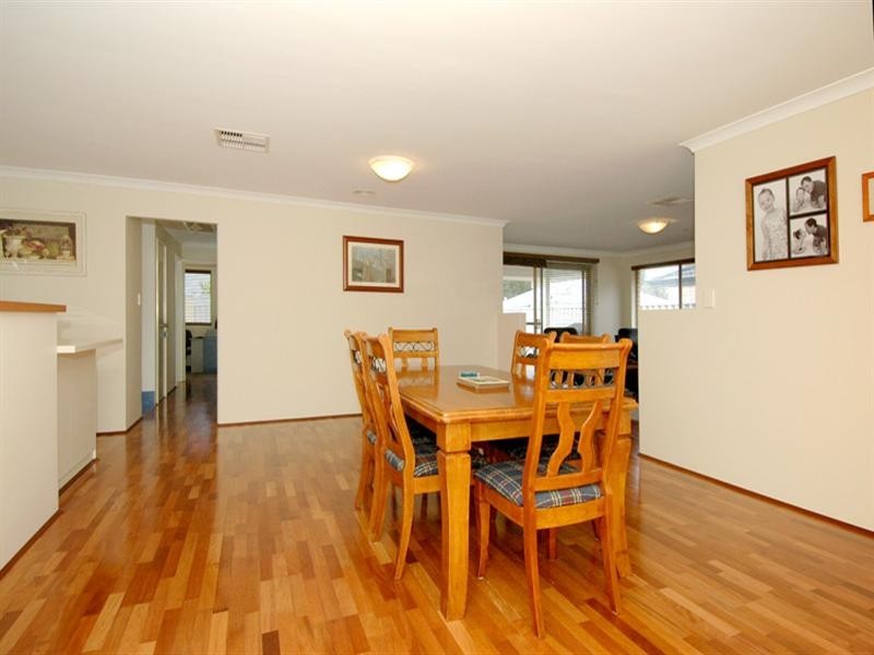 15 Wingrove Road, Langford WA 6147