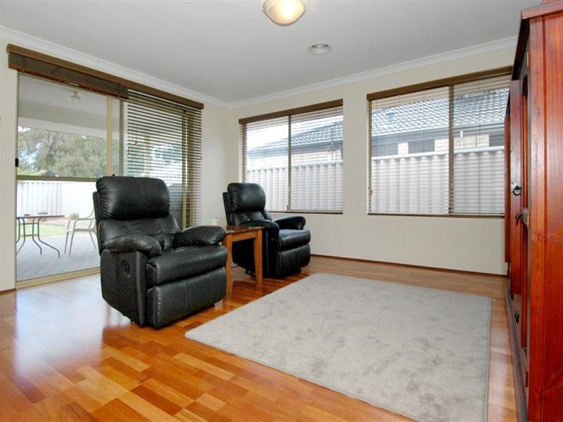 15 Wingrove Road, Langford WA 6147