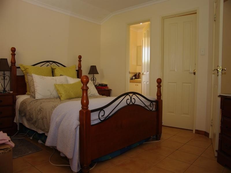 2 Blue Wren Close, Serpentine WA 6125