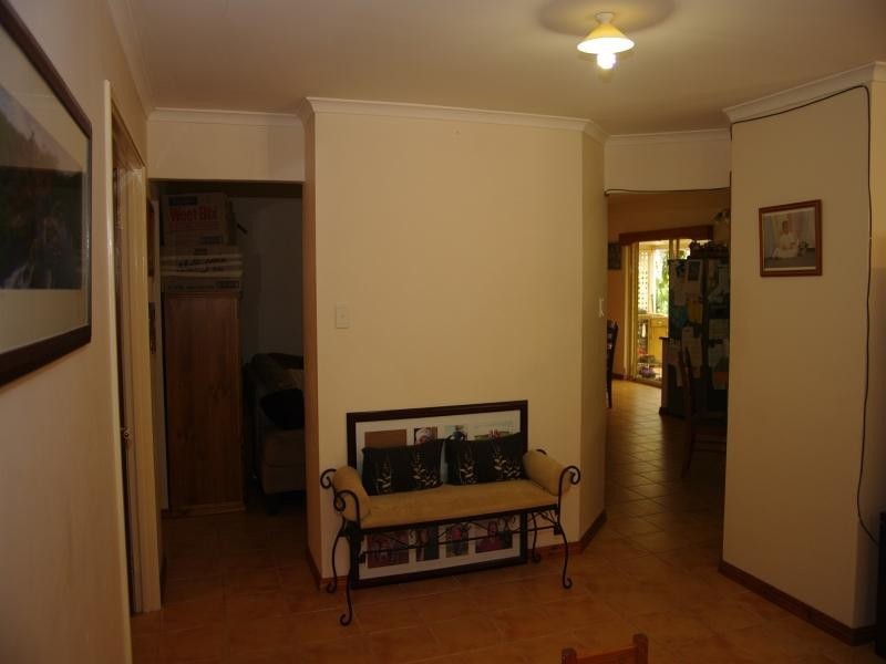 2 Blue Wren Close, Serpentine WA 6125