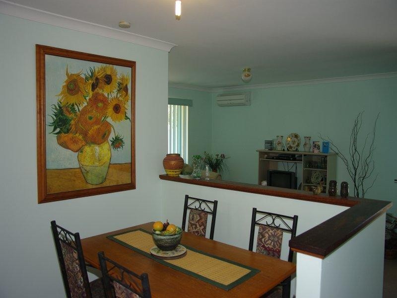 13 Citrus Loop, South Lake WA 6164