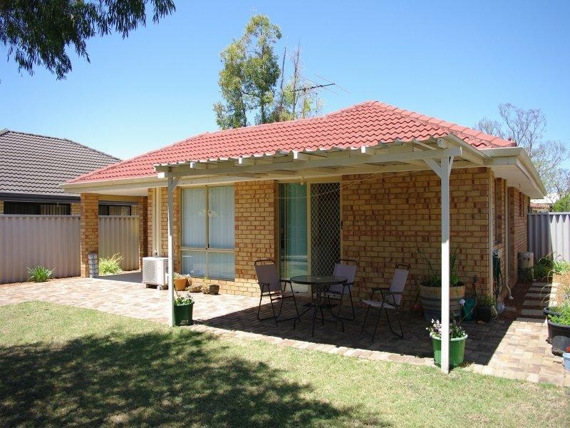 13 Citrus Loop, South Lake WA 6164