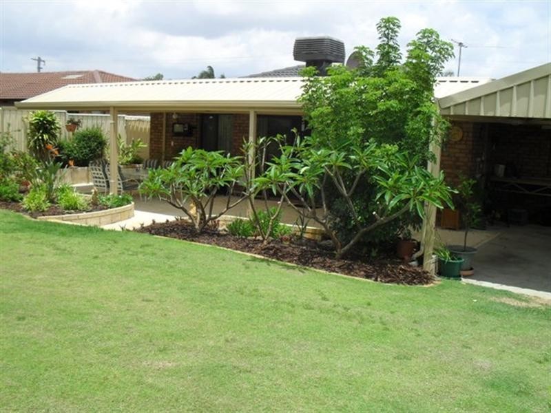 59 Wooramel Crescent, Gosnells WA 6110