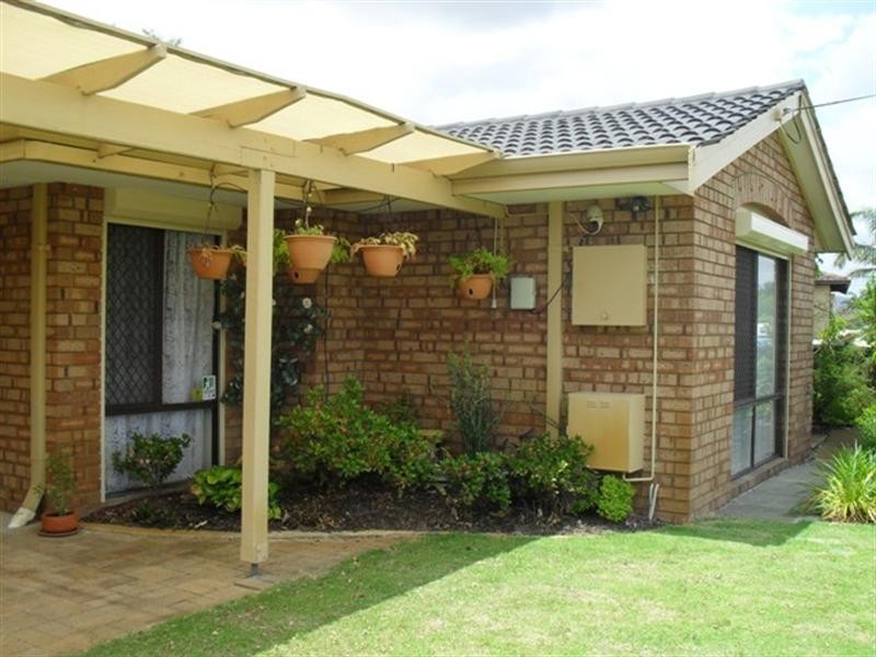 59 Wooramel Crescent, Gosnells WA 6110