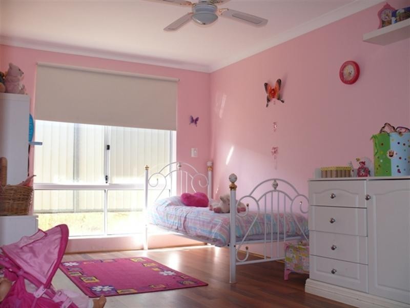 23 Burgess Drive, Byford WA 6122