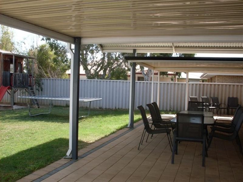 12 Needlewood Rise, Kenwick WA 6107