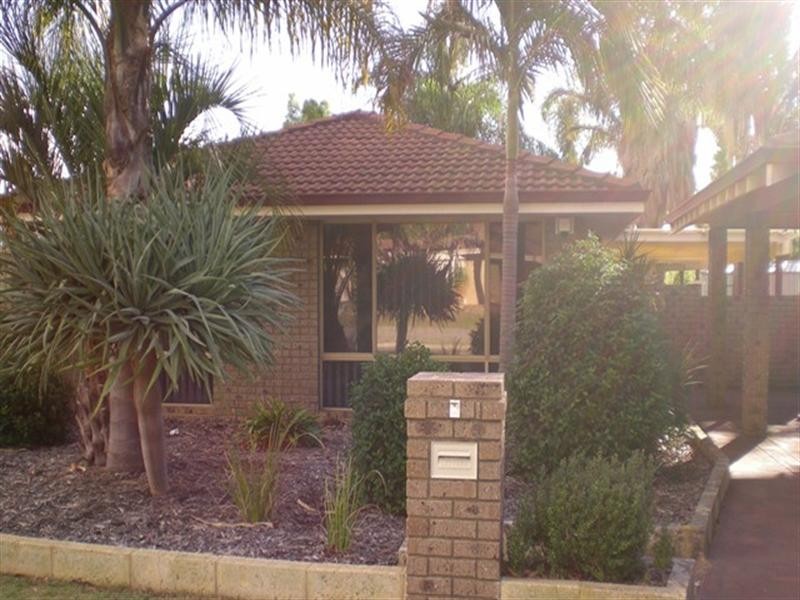 3 Braemore Street, Seville Grove WA 6112