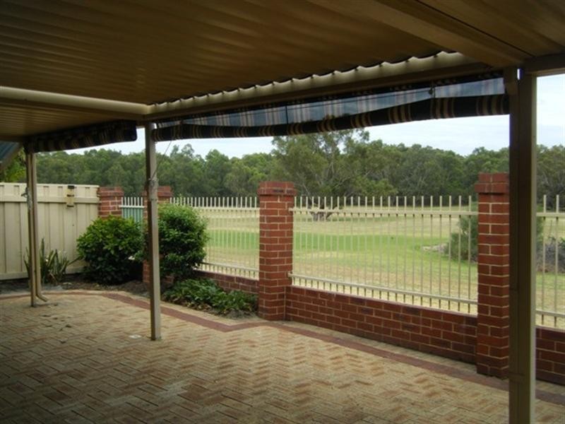 9/12 Heron Place, Maddington WA 6109