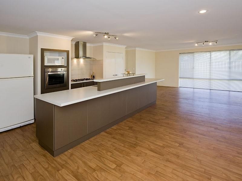 72 HARRISDALE Drive, Harrisdale WA 6112