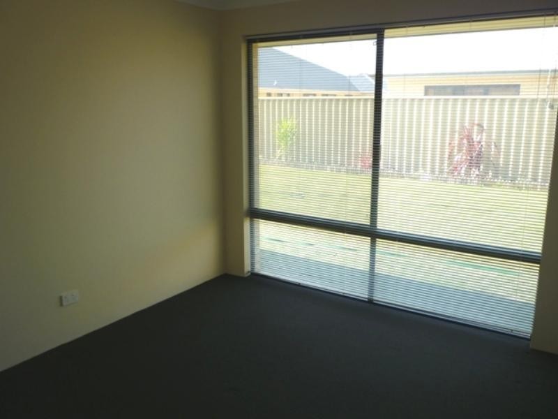 72 HARRISDALE Drive, Harrisdale WA 6112