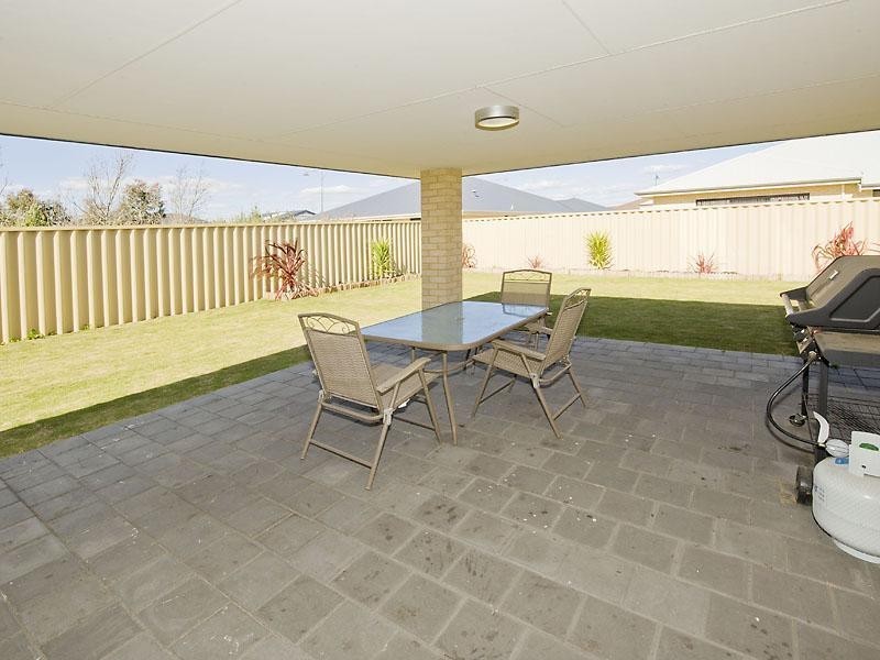 72 HARRISDALE Drive, Harrisdale WA 6112