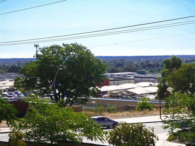 4/26 Church Avenue, Armadale WA 6112