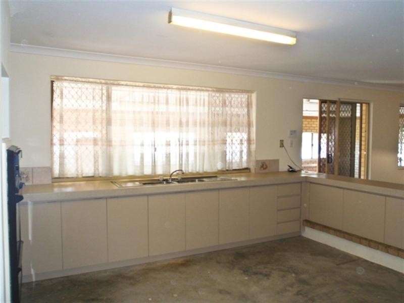 87 TIJUANA Road, Brookdale WA 6112