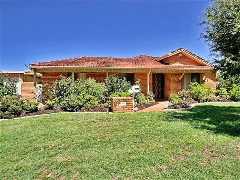 29 Osprey Way, Thornlie WA 6108