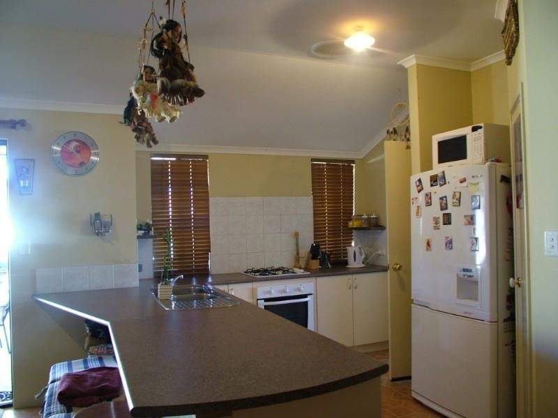 94 Shannon Ramble, Gosnells WA 6110