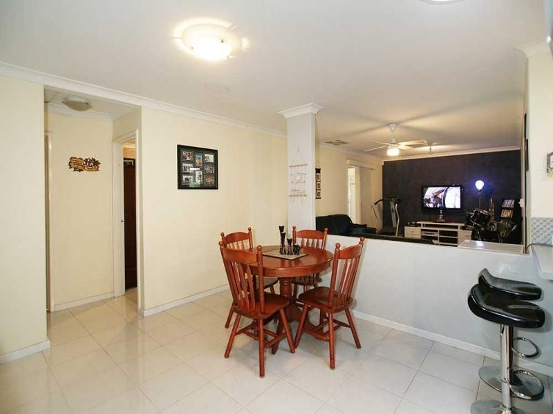 2 BAYLEY Close, Gosnells WA 6110