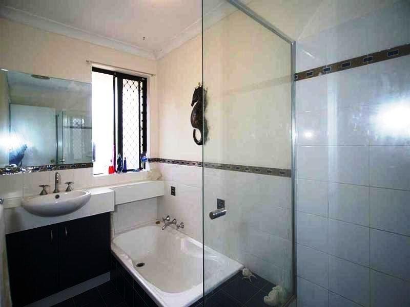 2 BAYLEY Close, Gosnells WA 6110