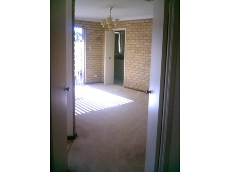 6/9 Heron Place, Maddington WA 6109