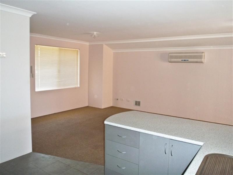 10/6 GOLD Court, Maddington WA 6109