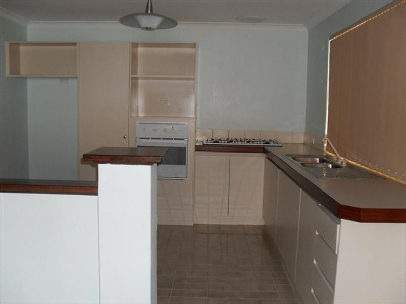 26 Hughes Street, Canning Vale WA 6155