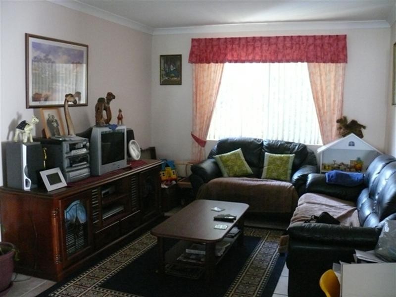 15 Songlark Place, Huntingdale WA 6110