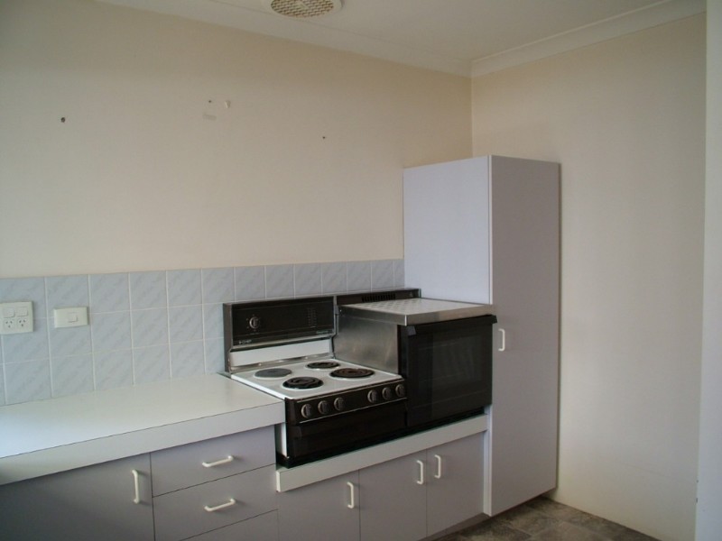 24 Southdown Place, Thornlie WA 6108