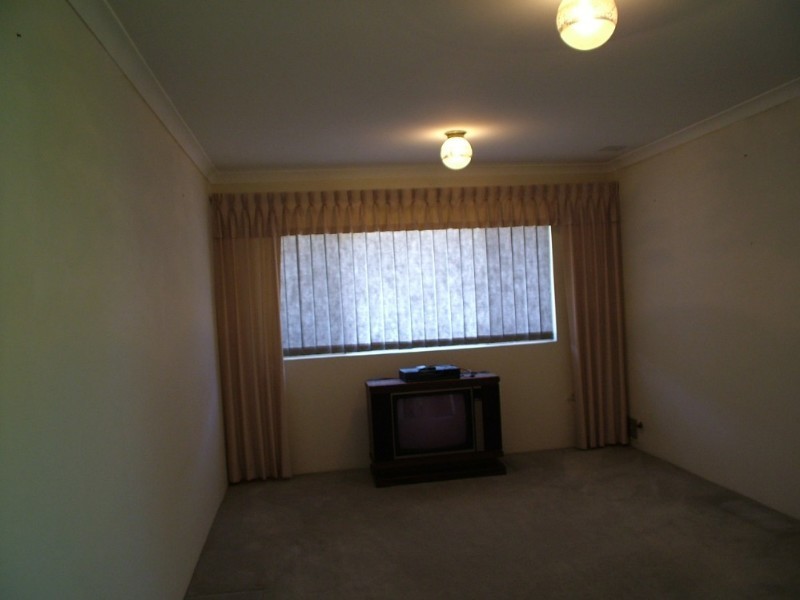 24 Southdown Place, Thornlie WA 6108