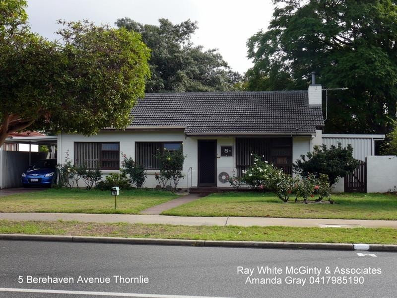 5 Berehaven Avenue, Thornlie WA 6108