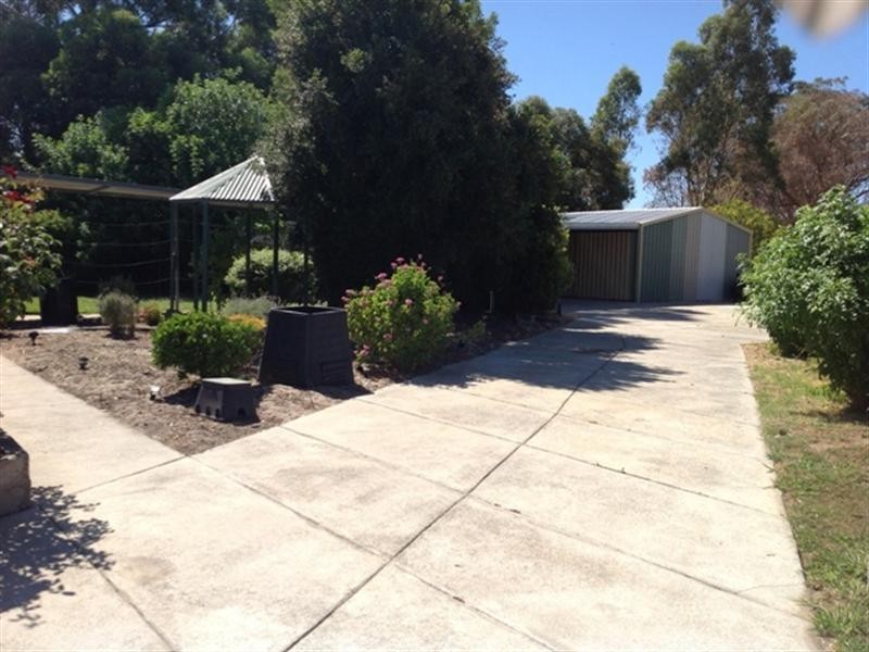 43 Kenwick Road, Kenwick WA 6107