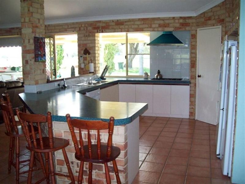 630 Elliott Road, Keysbrook WA 6126