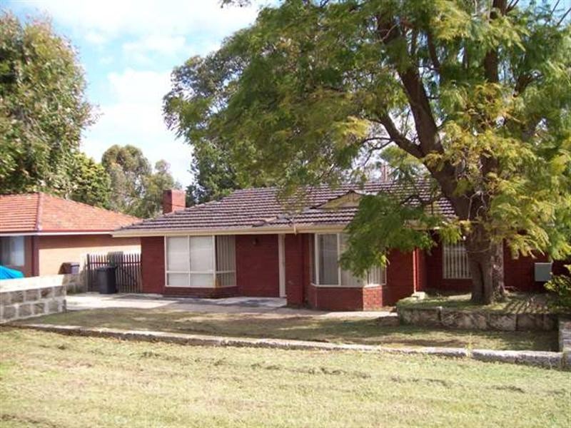 27 Ospringe Street, Gosnells WA 6110