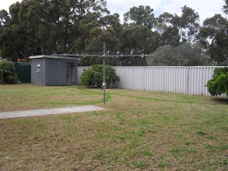 32 EDINBRIDGE Road, Kenwick WA 6107