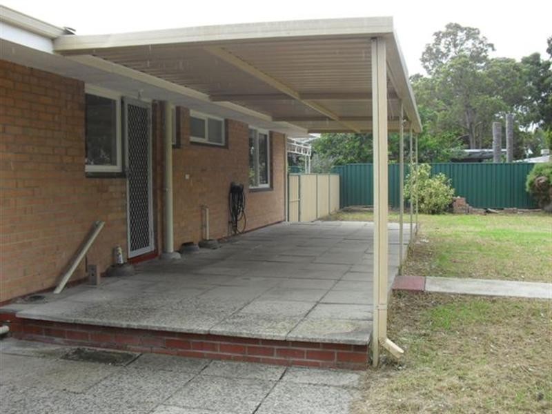 32 EDINBRIDGE Road, Kenwick WA 6107