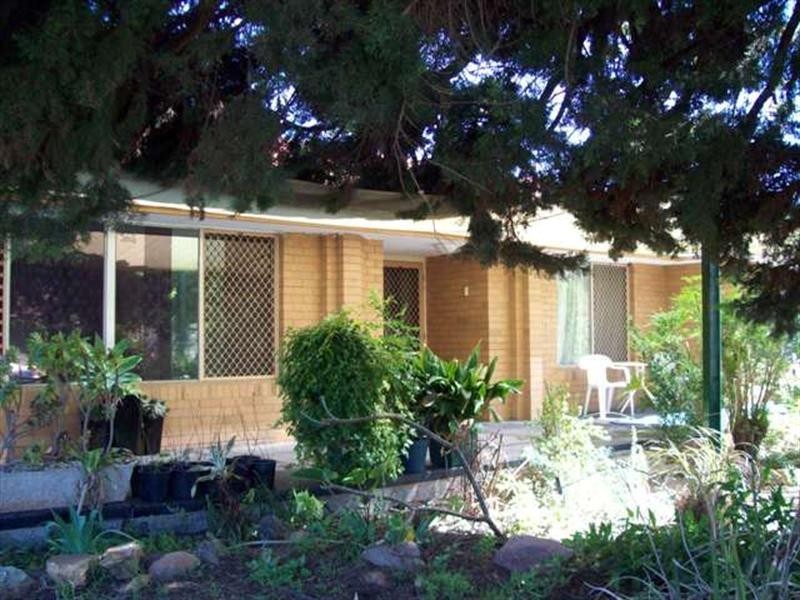 19 Dunnell Street, Maddington WA 6109