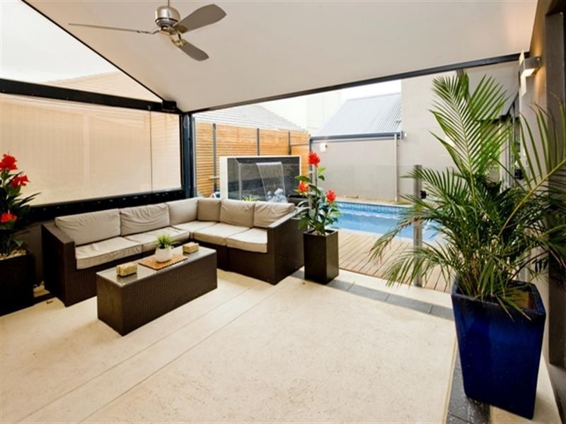 93 Glen Iris Drive, Jandakot WA 6164