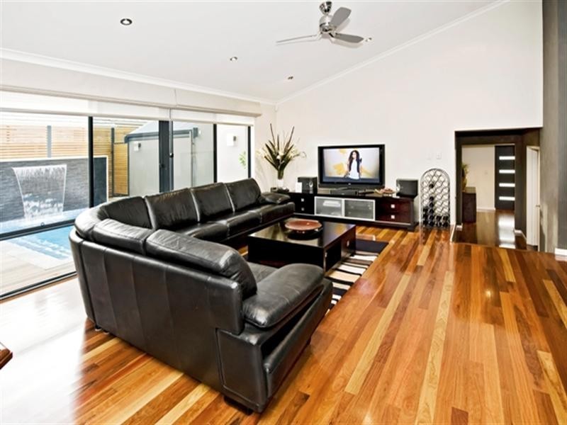 93 Glen Iris Drive, Jandakot WA 6164