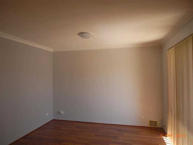 16/11 Apley Street, Maddington WA 6109