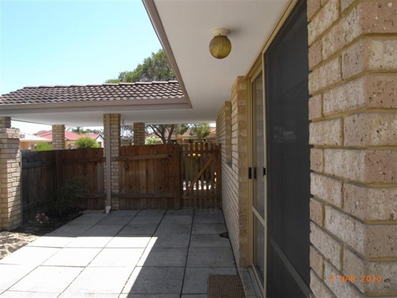 16/11 Apley Street, Maddington WA 6109