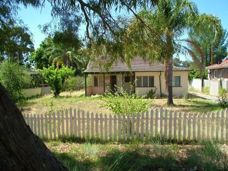 16 Hartley Street, Gosnells WA 6110