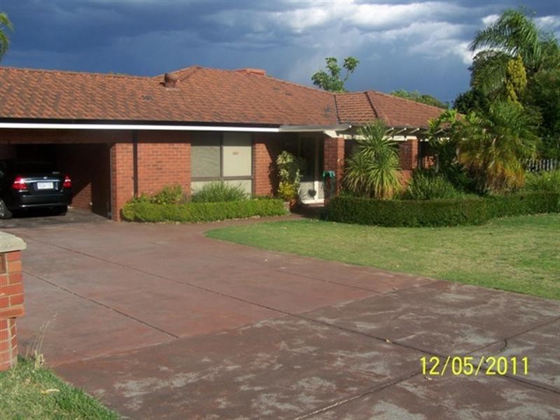 26 Camberley Street, Thornlie WA 6108