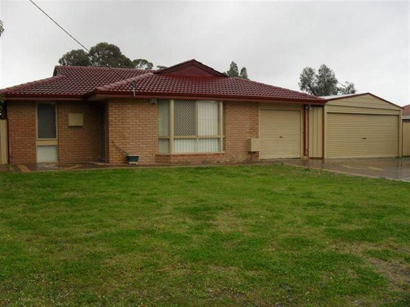 121 Westfield Street, Maddington WA 6109