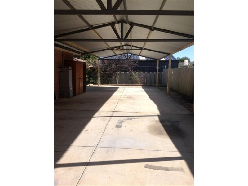 121 Westfield Street, Maddington WA 6109