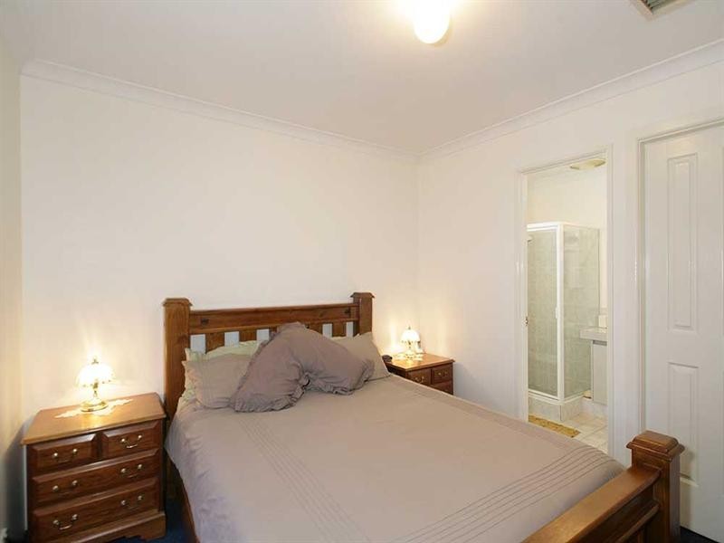 30 Riverbank Drive, Gosnells WA 6110